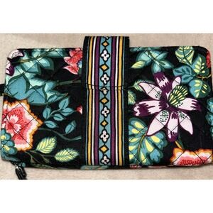 Vera Bradley Wallet Iconic RFID‎ Combo Cellphone Wristlet Vines Floral Pattern